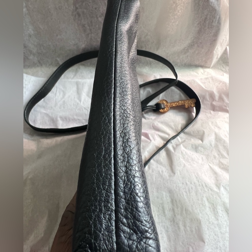 SOLD Fossil Black Leather Crossbody Handbag - Picture 11 of 16